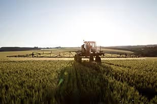 Pulverizador-Patriot-250-cx3